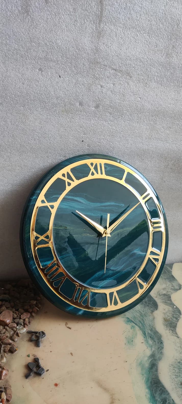 Shiny ocean green resin wall clock with gold bezel