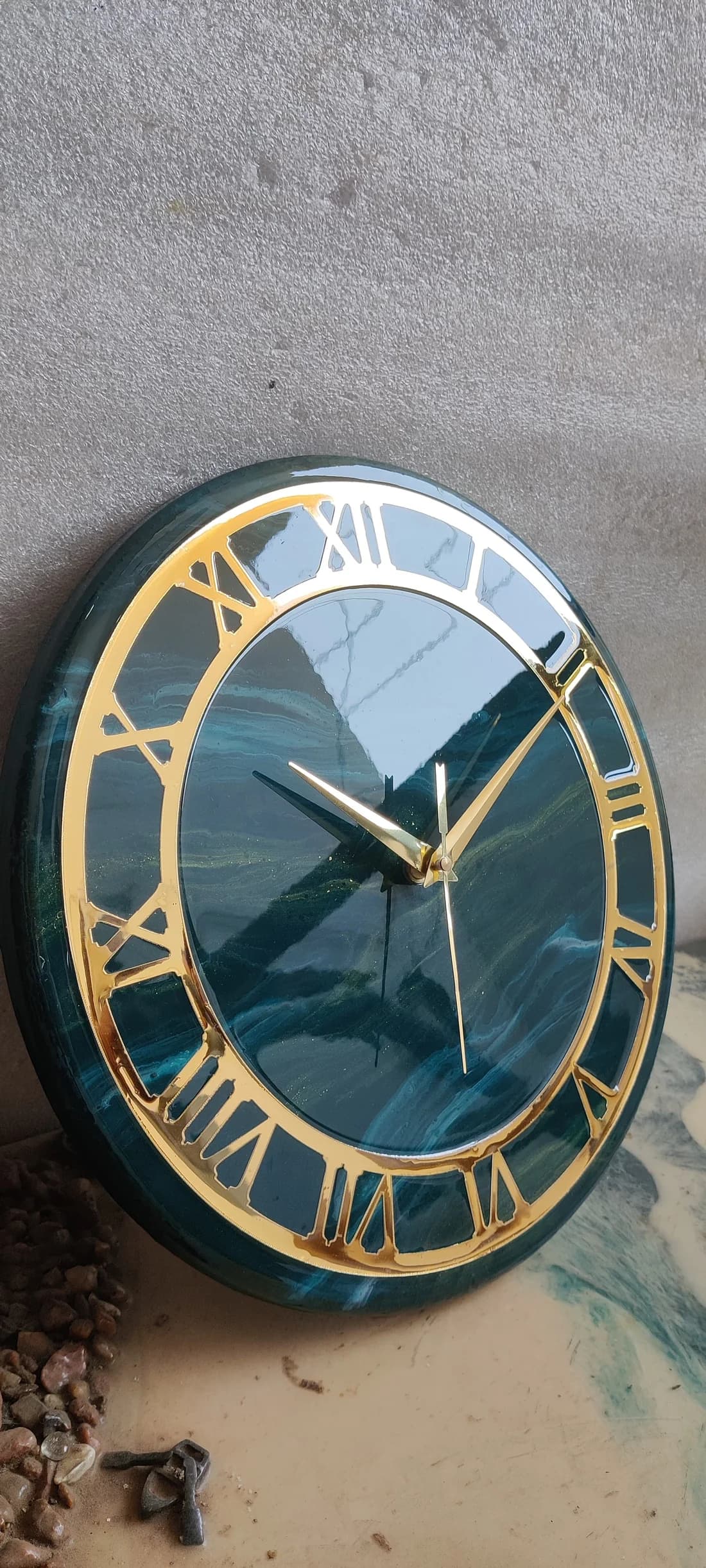Hand-poured resin art on luxury green wall clock