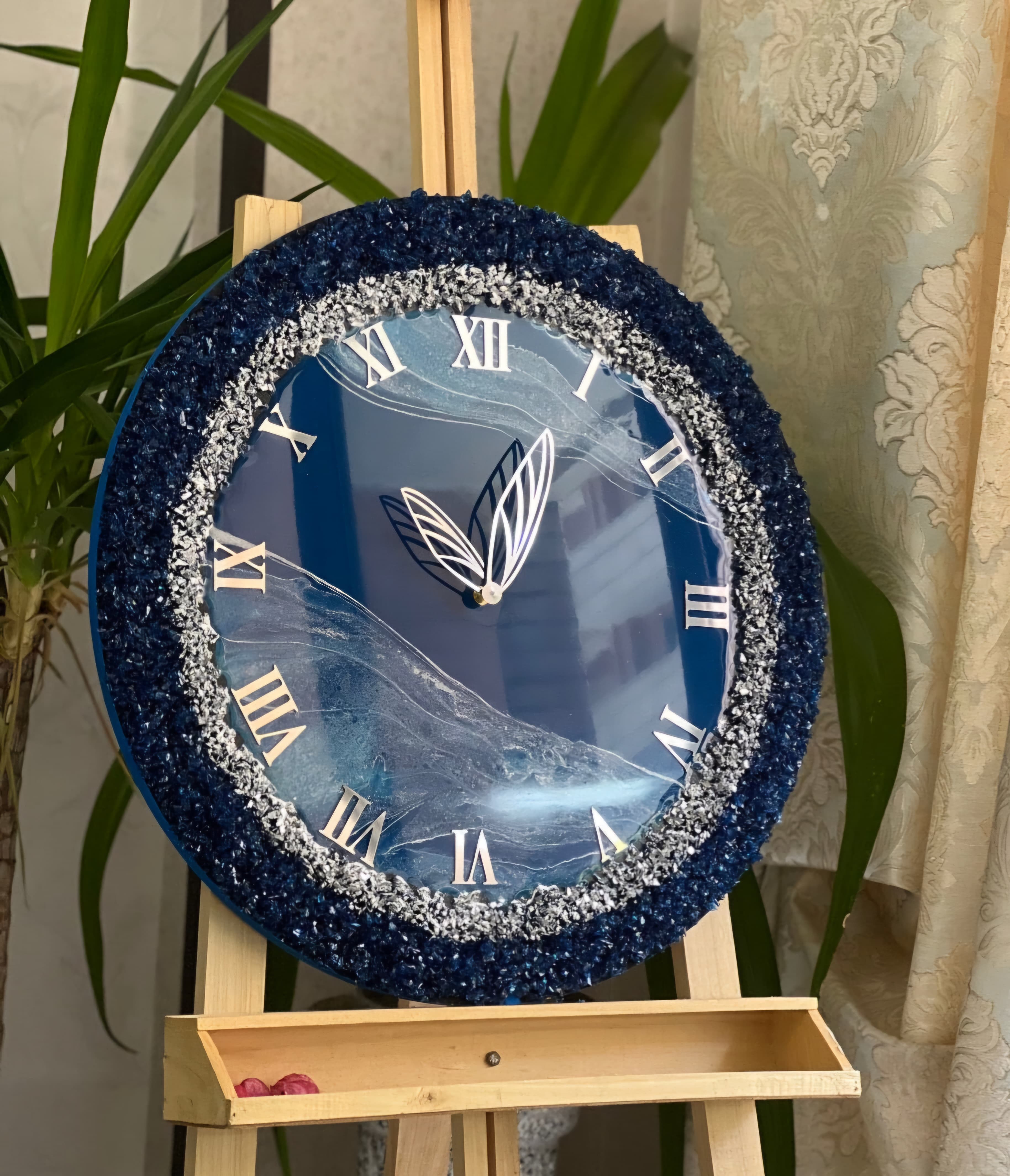Luxury Sapphire Stone resin wall clock for living room